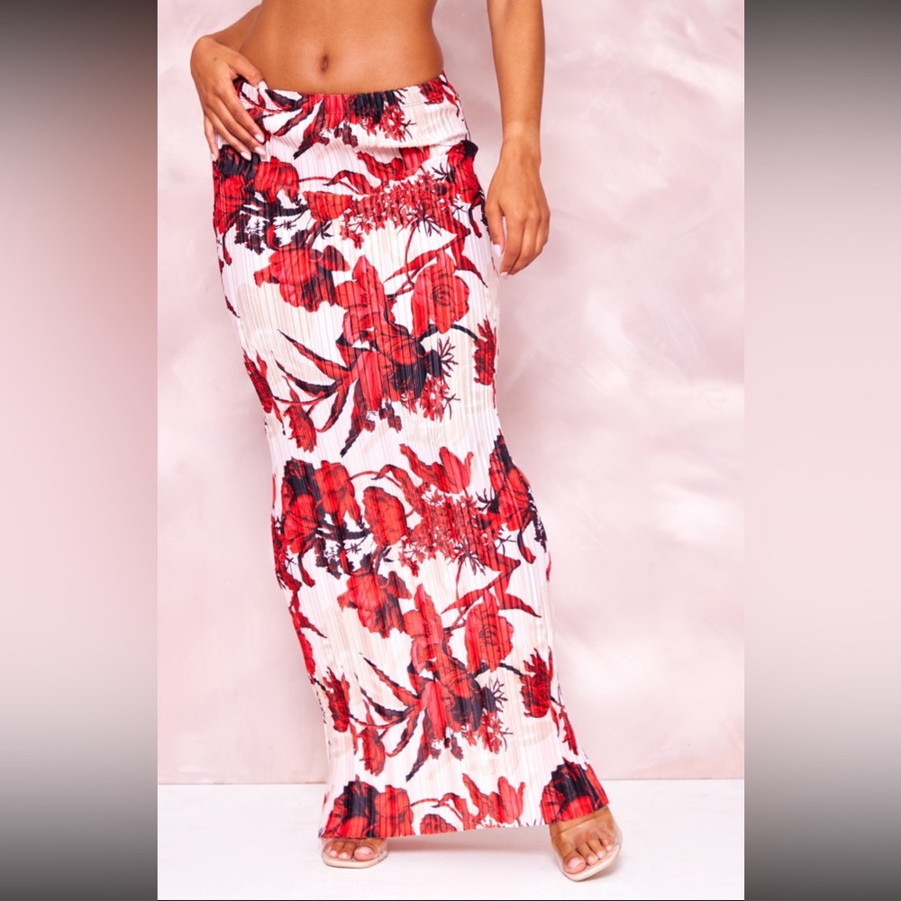 Nude & Red  Floral Plisse Maxi Skirt Pretty Little Thing